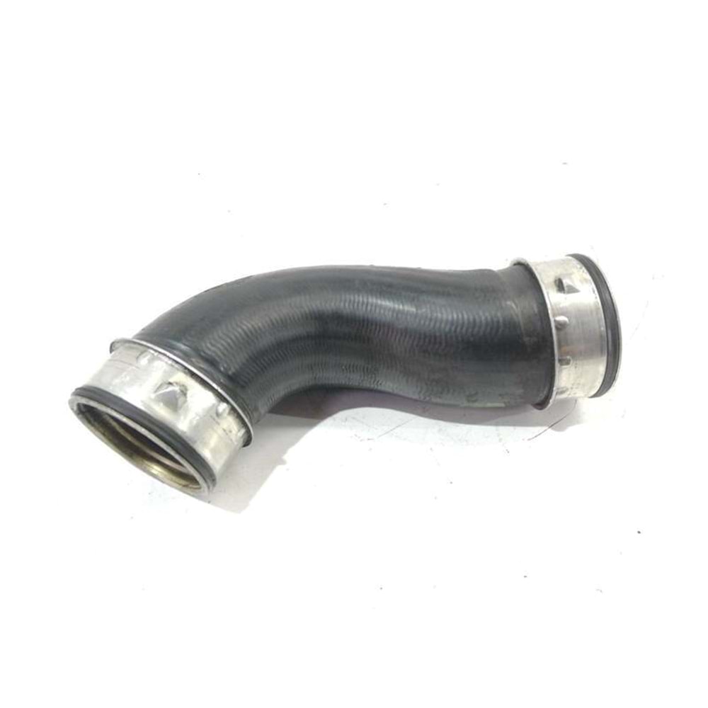 TURBO HORTUMU GOLF JETTA PASSAT A3 TOURAN LEON