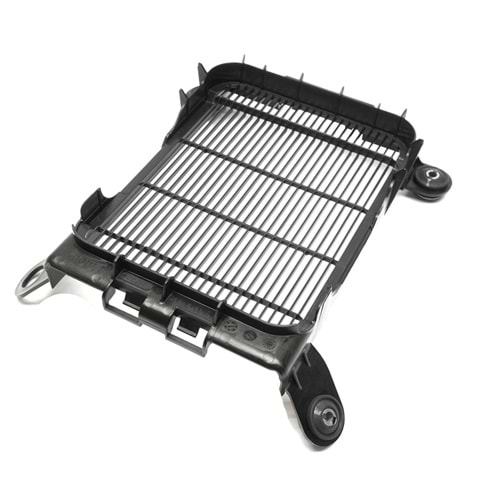 RADYATÖR KASASI BMW F20 F20LCI F30 F30LCI